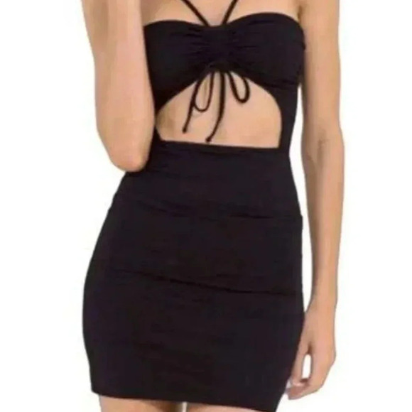 MAAJI Black Tulip Kristin Short Dress - Picture 1 of 5